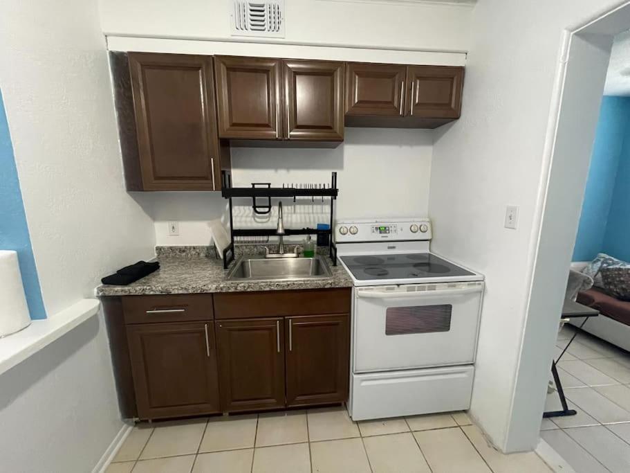 Entire Home By Siesta Key/Closed To Downtown Sarasota megye Kültér fotó