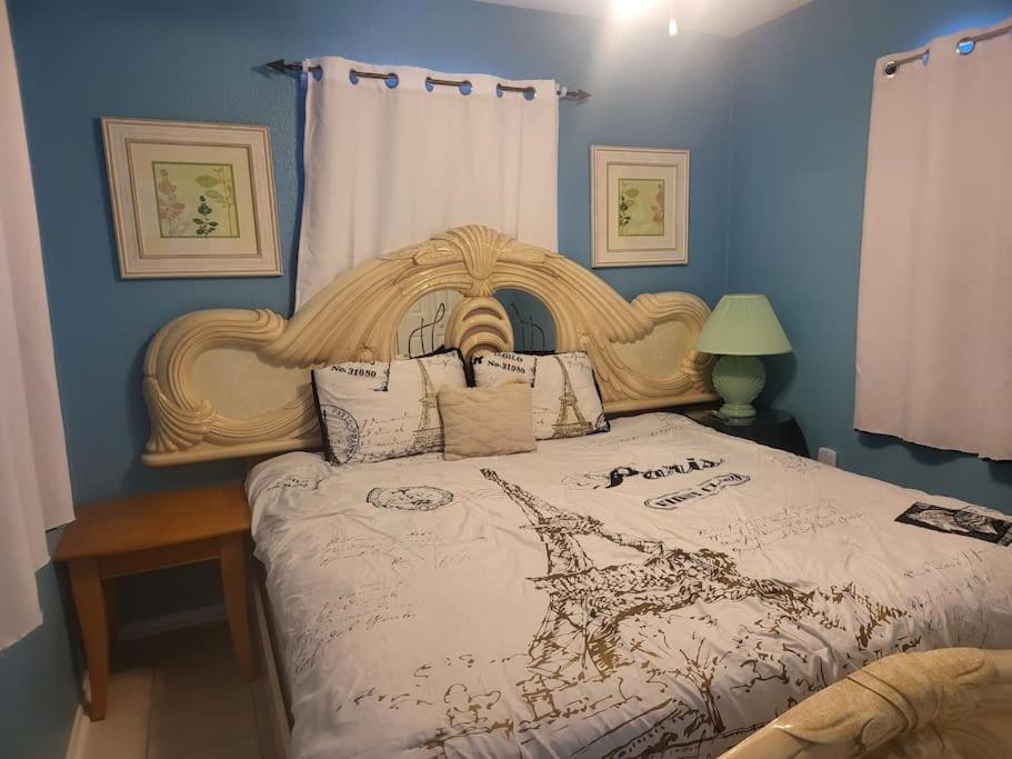 Entire Home By Siesta Key/Closed To Downtown Sarasota megye Kültér fotó