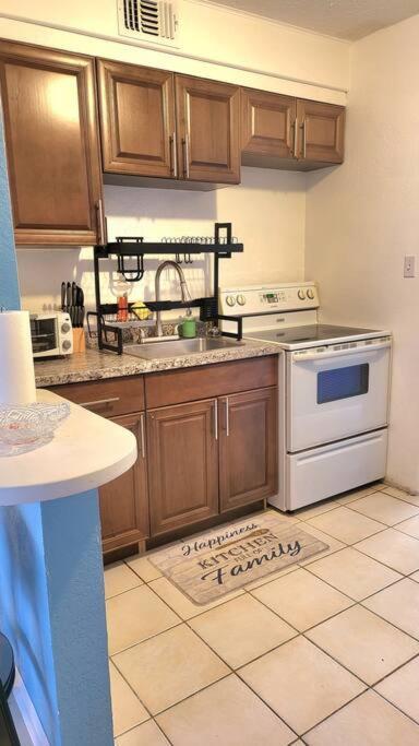 Entire Home By Siesta Key/Closed To Downtown Sarasota megye Kültér fotó