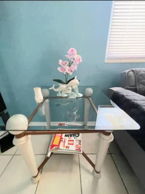 Entire Home By Siesta Key/Closed To Downtown Sarasota megye Kültér fotó