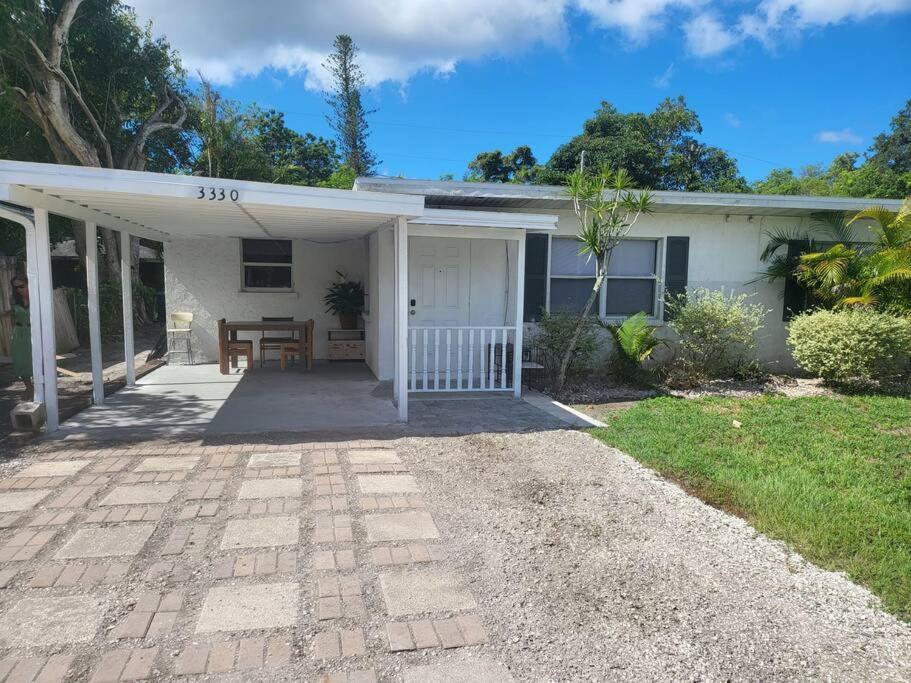 Entire Home By Siesta Key/Closed To Downtown Sarasota megye Kültér fotó